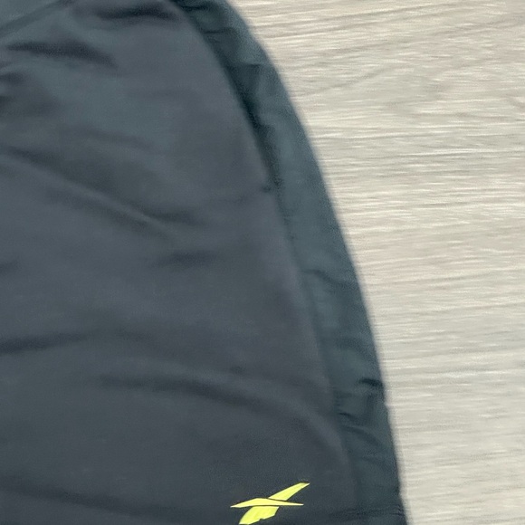 Reebok Black Sport Skirt NWT - Picture 3 of 4